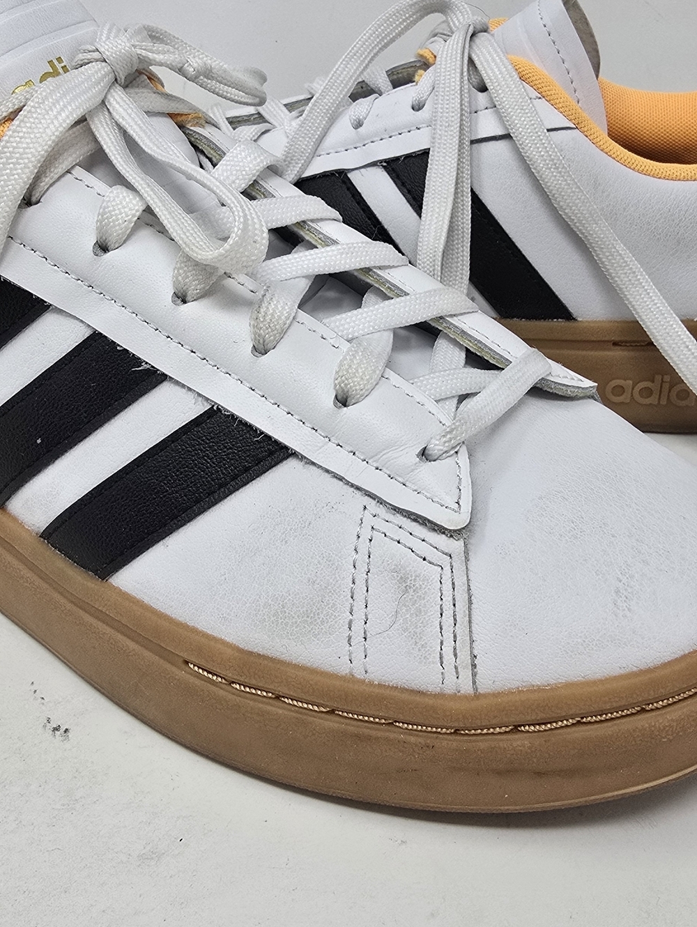 Adidas women 9.5 grand court alpha white flash orange sneakers grunge skaters - Picture 3 of 9